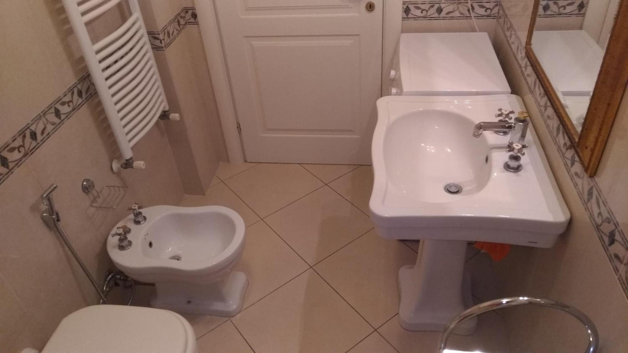 Short-Lets D33, Part Of The House Is Available For Short-Term Rentals In Sorrento Center Εξωτερικό φωτογραφία