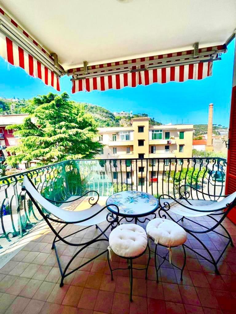 Short-Lets D33, Part Of The House Is Available For Short-Term Rentals In Sorrento Center Εξωτερικό φωτογραφία