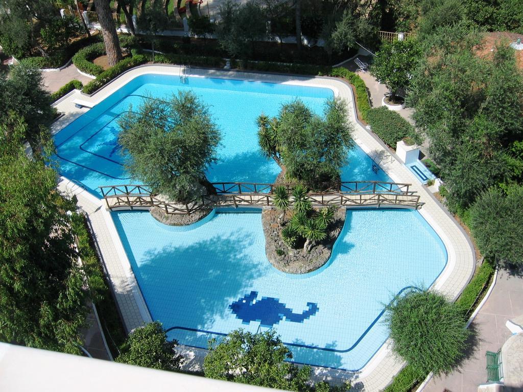 Short-Lets D33, Part Of The House Is Available For Short-Term Rentals In Sorrento Center Εξωτερικό φωτογραφία