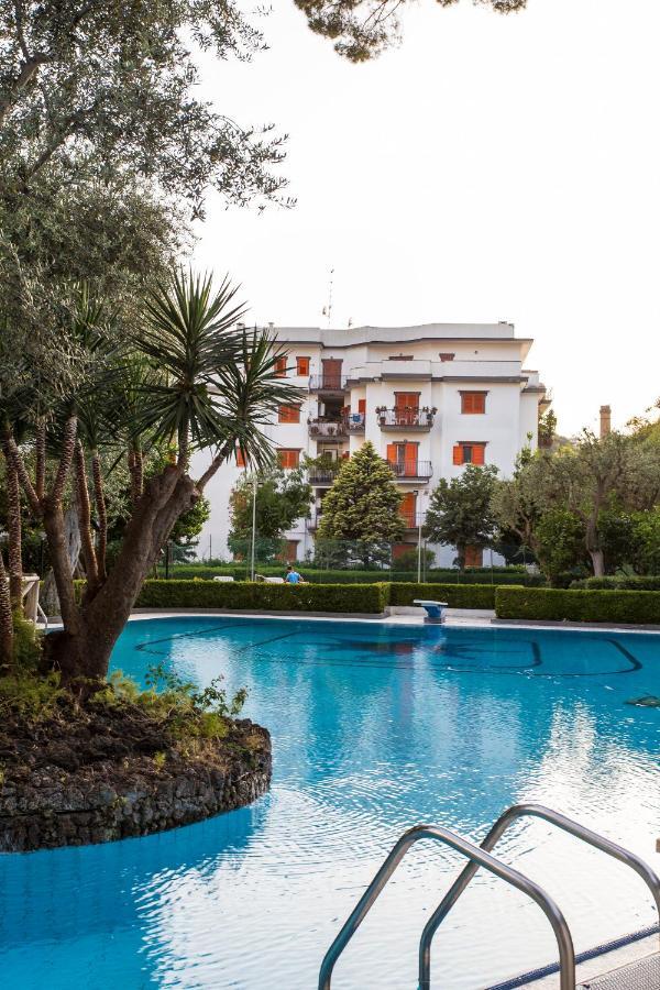 Short-Lets D33, Part Of The House Is Available For Short-Term Rentals In Sorrento Center Εξωτερικό φωτογραφία